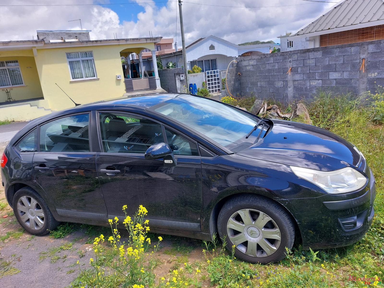 2009' Citroen C4 photo #1