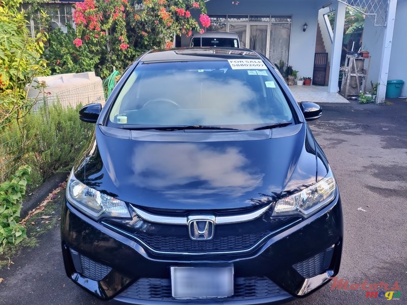 2016' Honda Fit photo #1