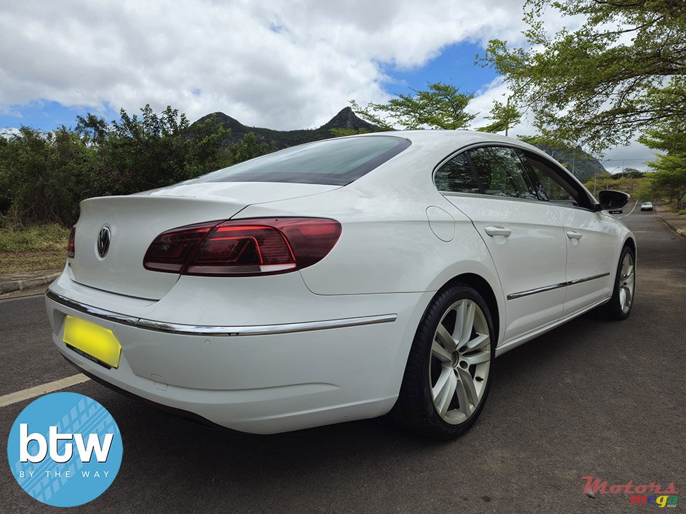 2013' Volkswagen Passat CC photo #4