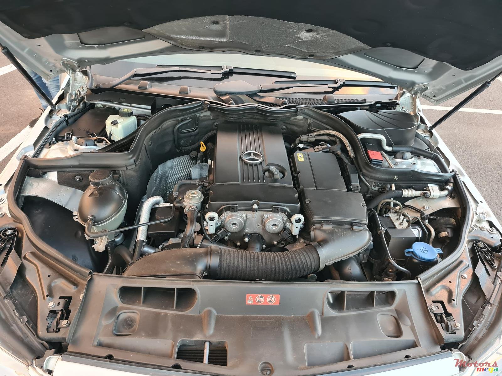 2012' Mercedes-Benz C180 Automatic photo #5