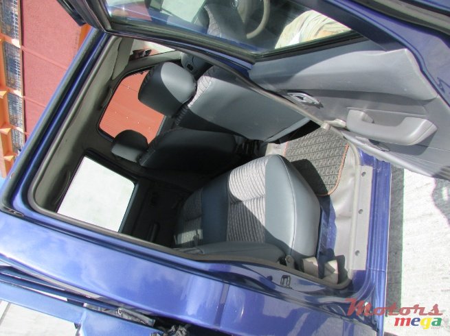 2008' Nissan Navara EXCELLENT CONDITION photo #4