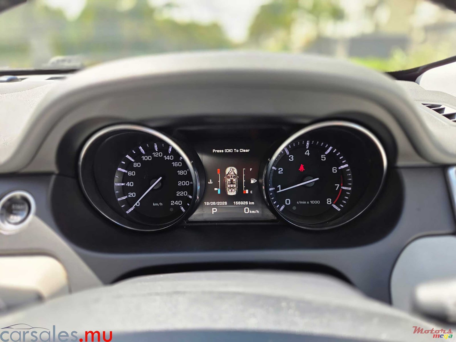 2015' Land Rover Discovery Sport SE SI4 7 Seater photo #7