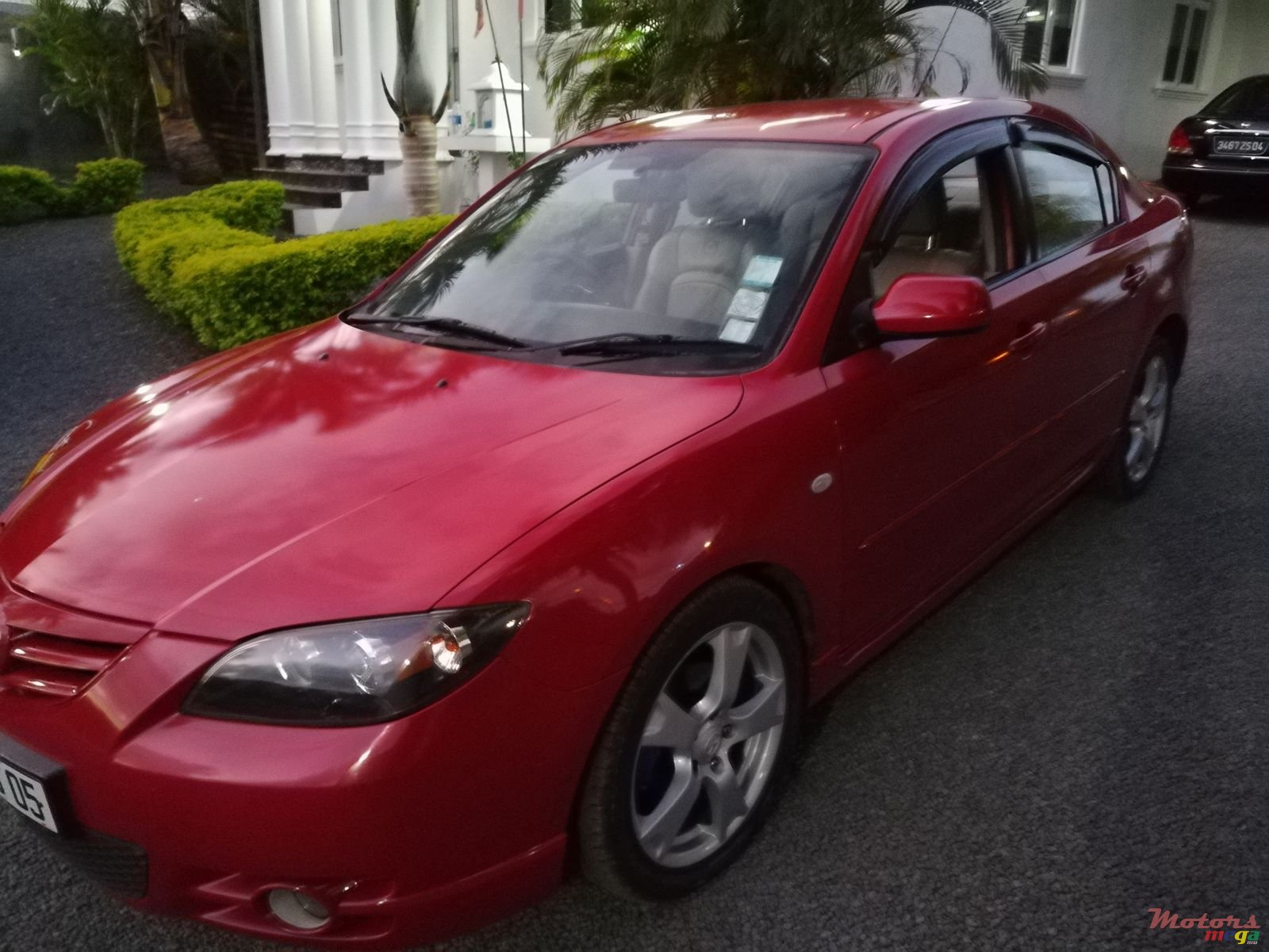 2005' Mazda 3 photo #2