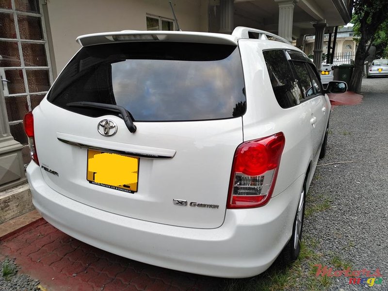 2012' Toyota Corolla Fielder photo #4