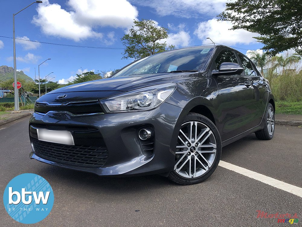 2017' Kia Rio photo #2
