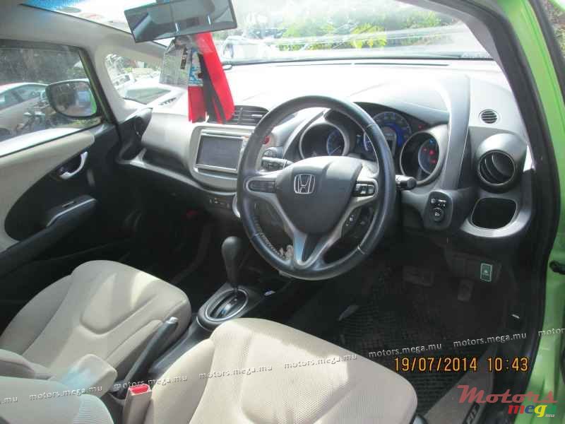 2010' Honda photo #3