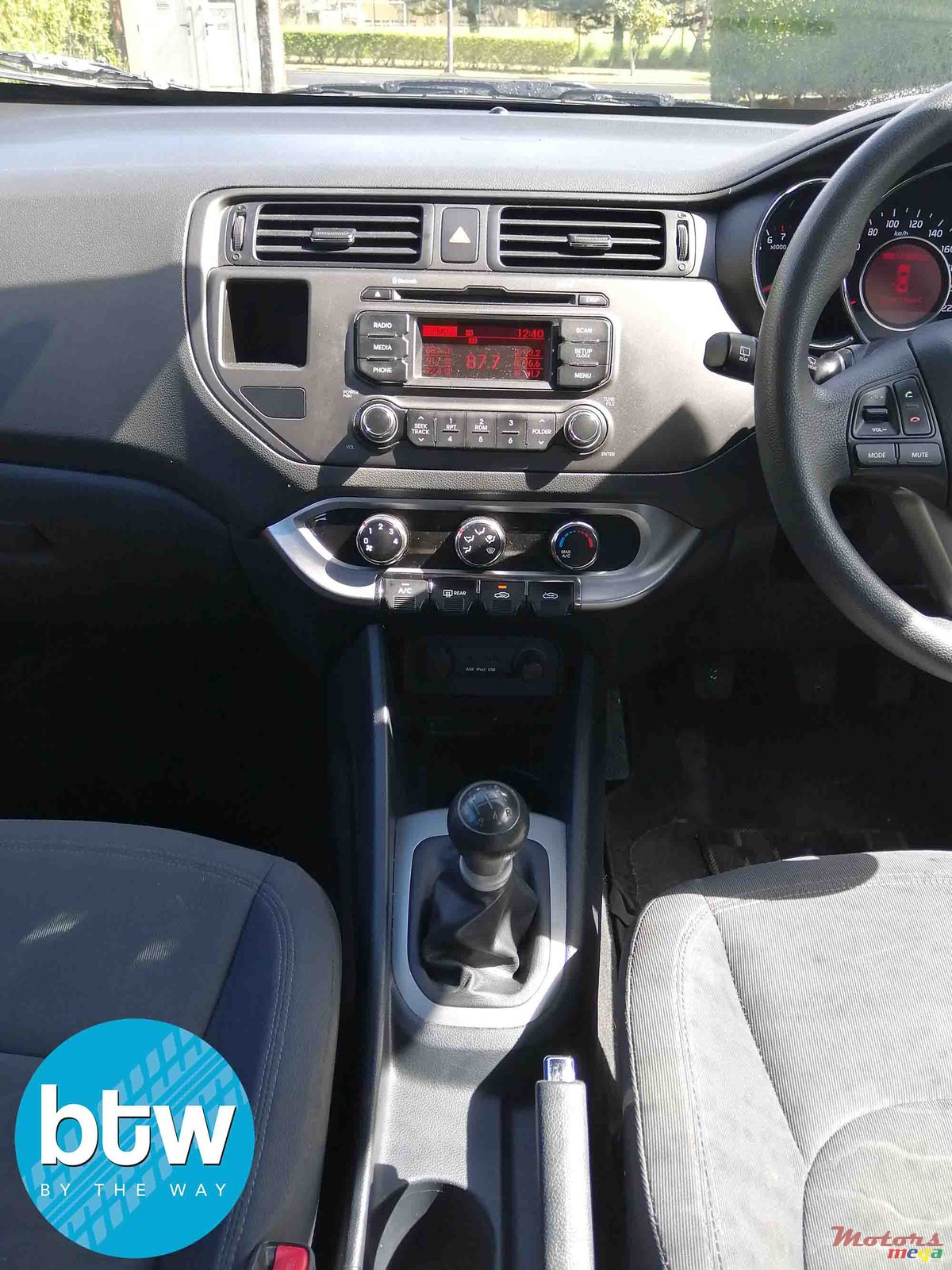 2012' Kia Rio photo #6