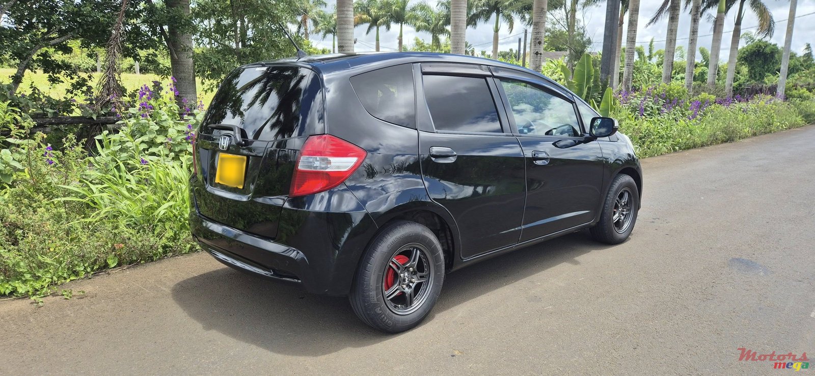 2011' Honda Fit photo #2