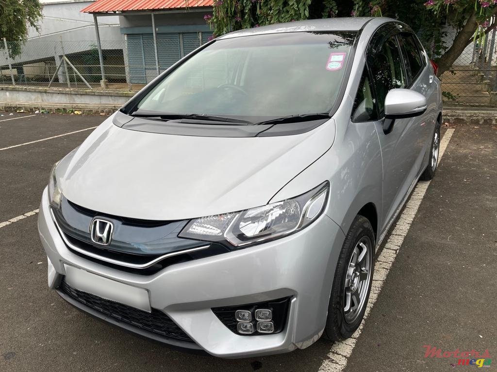 2017' Honda Fit photo #3