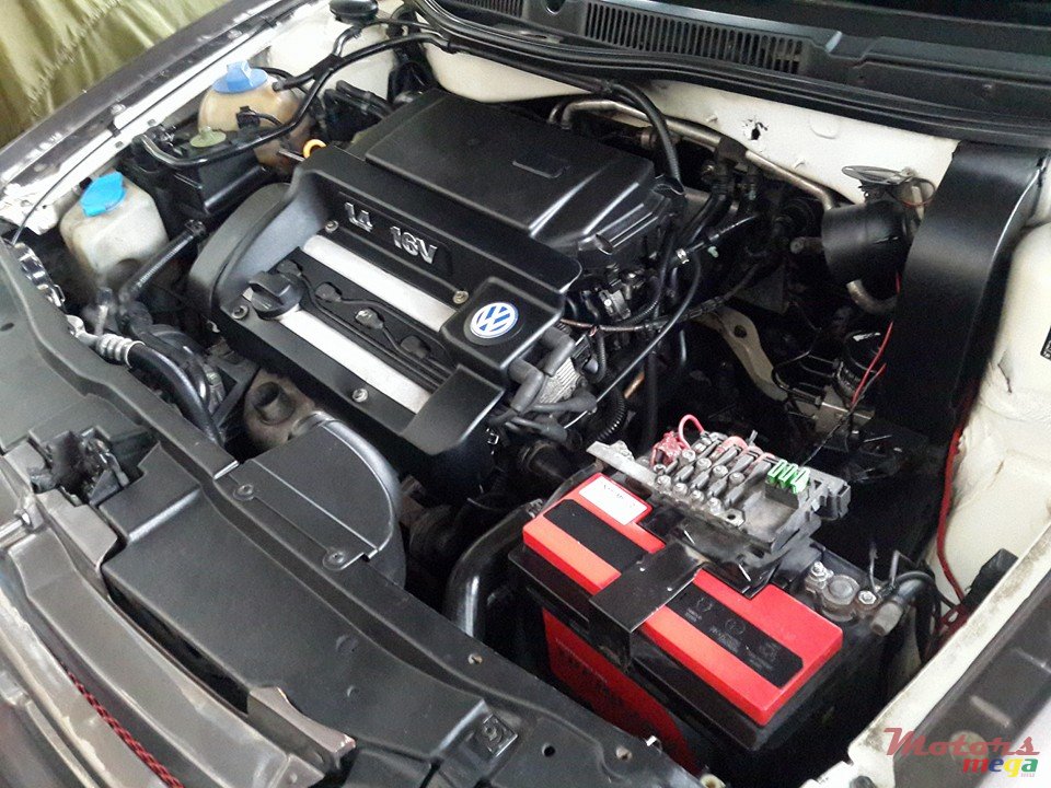 1999' Volkswagen Golf IV MK4 photo #2