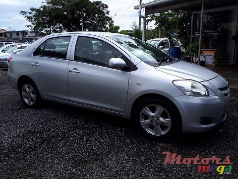 2008' Toyota Yaris photo #1