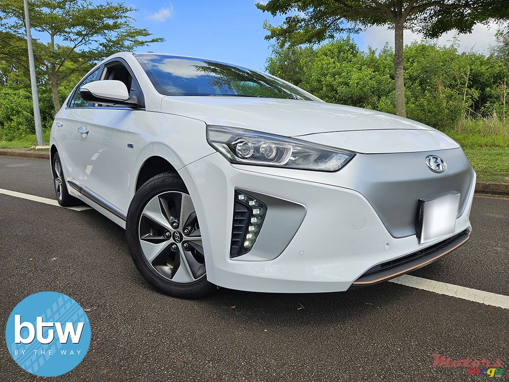 2018' Hyundai Ioniq EV - 88kw photo #1