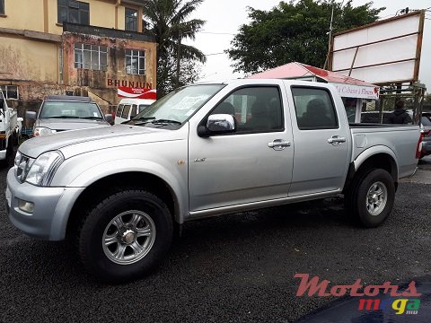 2007' Isuzu D-Max LS photo #6