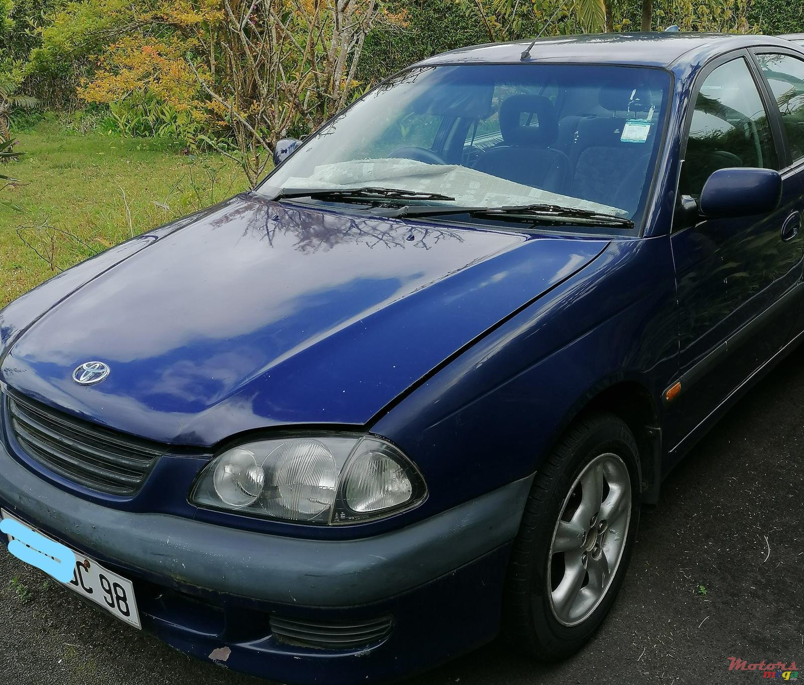 1998' Toyota Corona photo #1