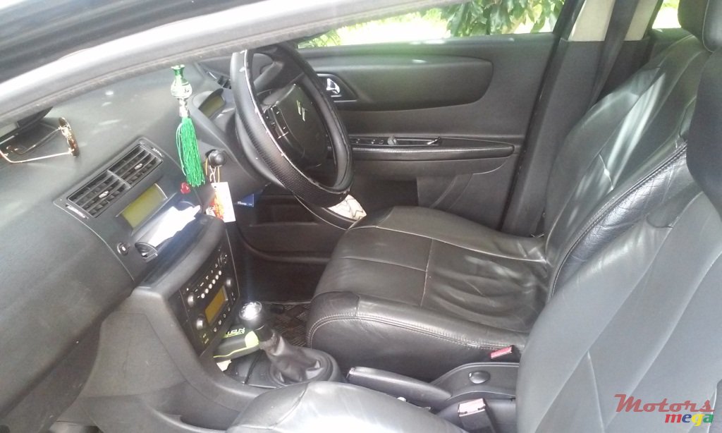 2006' Citroen C4 photo #4