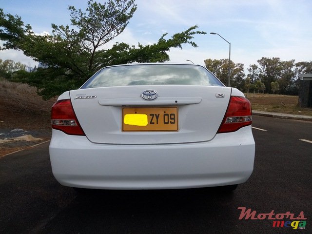 2009' Toyota Corolla AXIO photo #7
