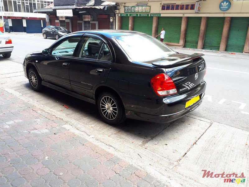 2011' Nissan Sunny photo #4