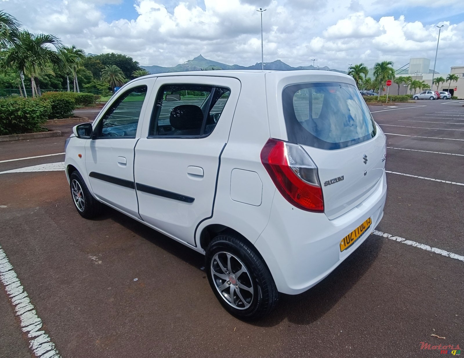 2019' Suzuki Alto photo #2