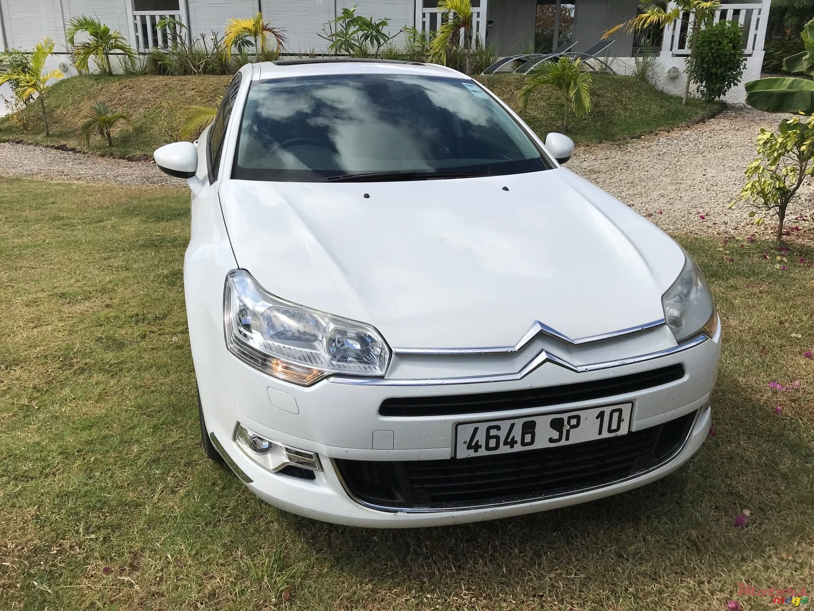 2010' Citroen C5 1,6T photo #1