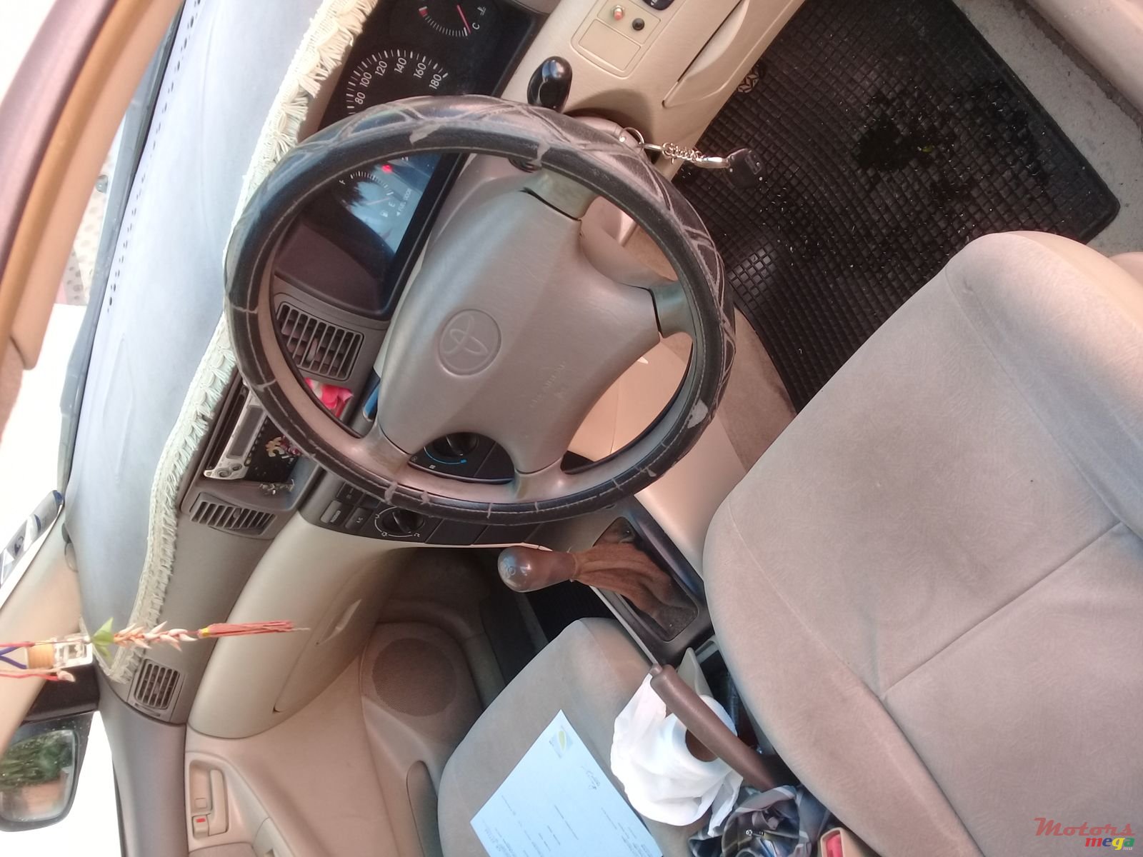 2001' Toyota Corolla photo #2