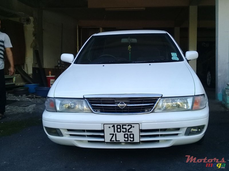 1999' Nissan Sunny B4 photo #1