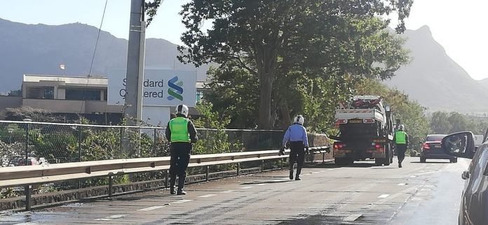 Accident à Ebène : le trafic routier perturbé ce matin