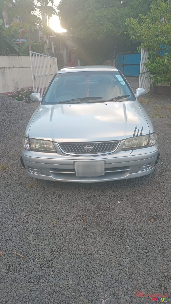 2000' Nissan B15 photo #7