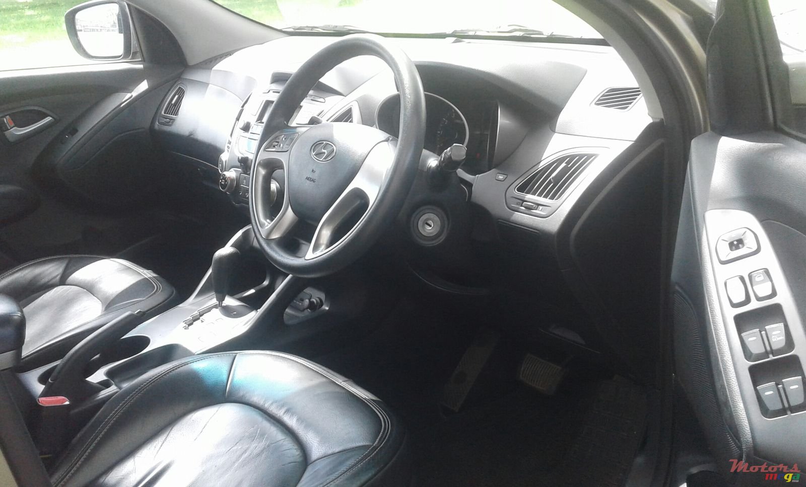 2010' Hyundai ix35 photo #4