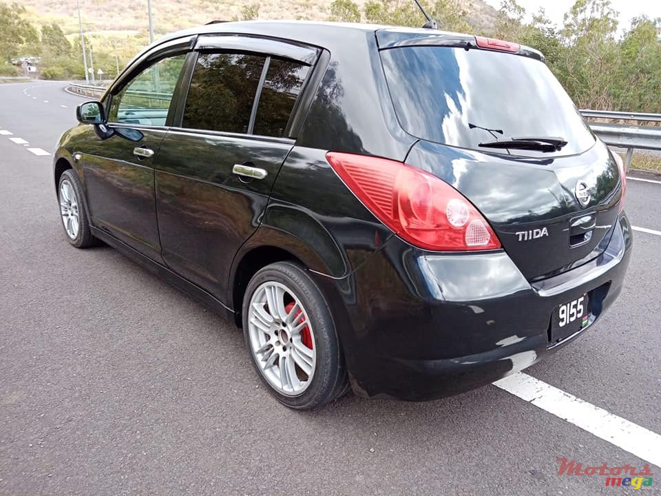 2006' Nissan photo #2