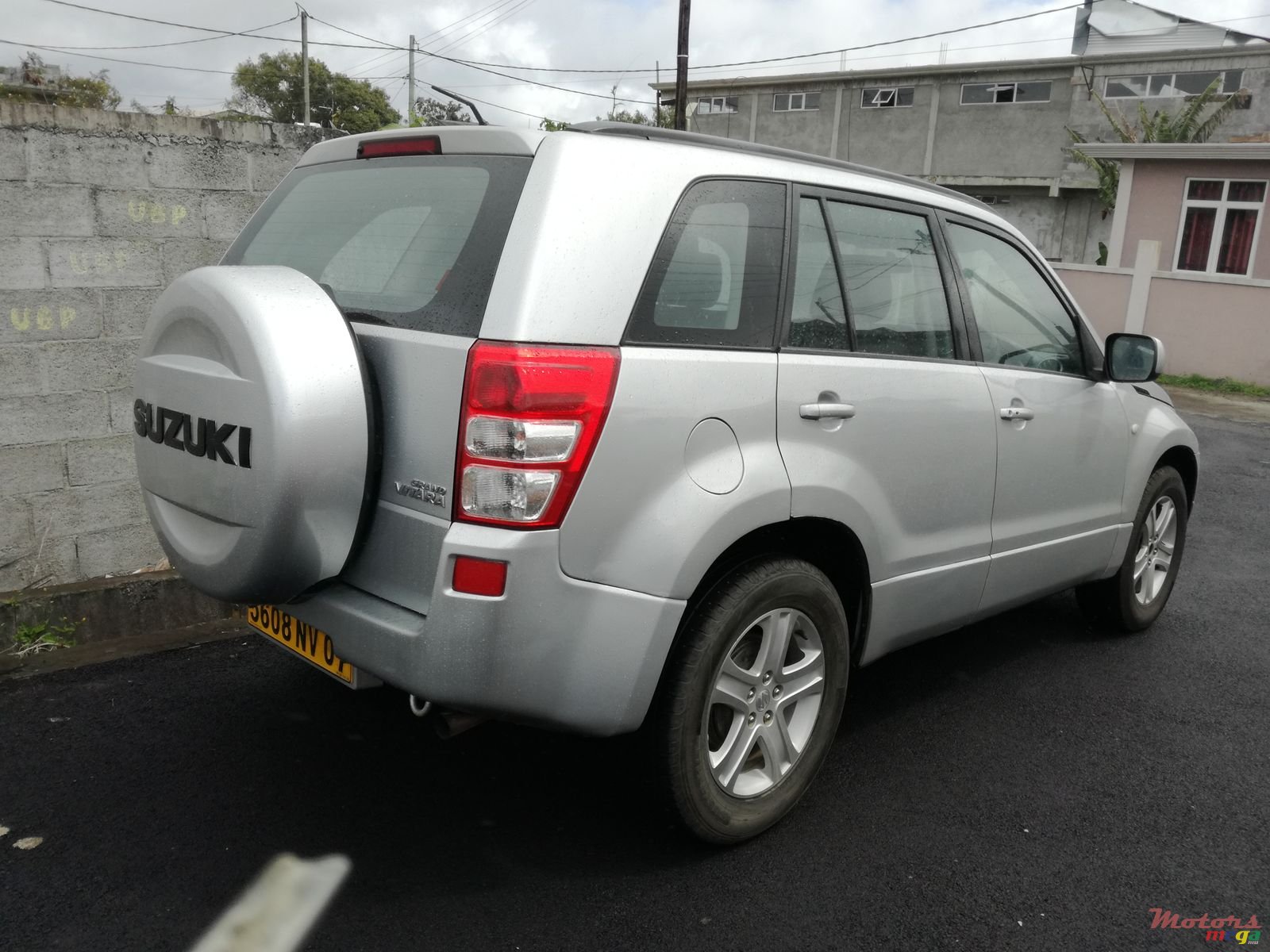 2007' Suzuki Grand Vitara photo #2