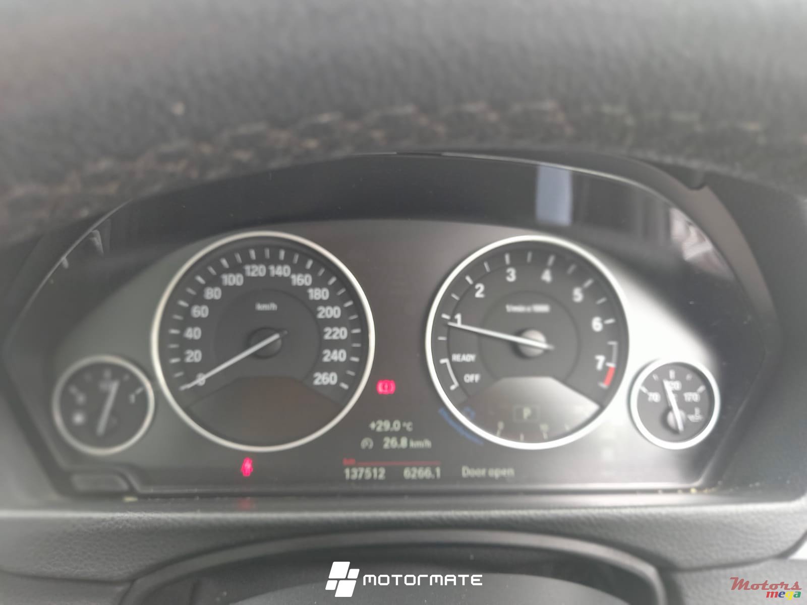 2017' BMW 318 LUXURY photo #7