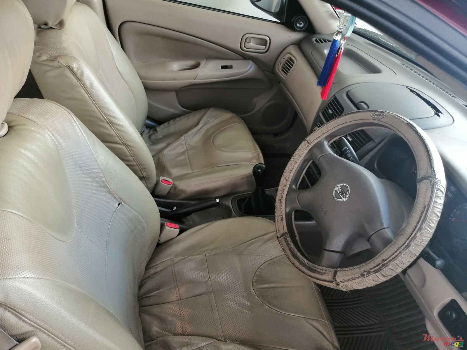 2004' Nissan Sunny N17 photo #1