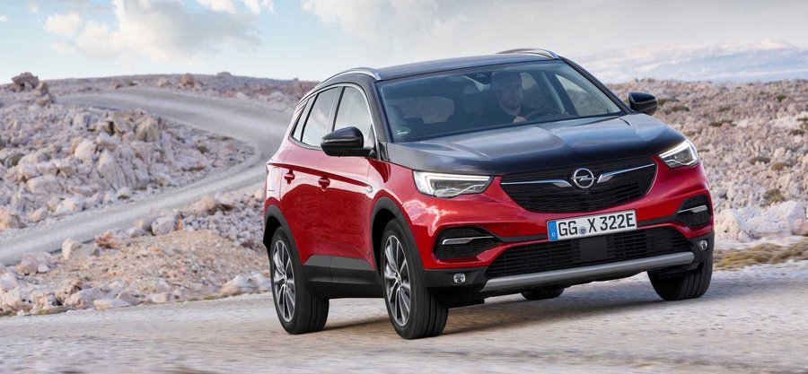Opel Grandland X Plug-In Hybrid4 Unveiled With 300 HP and AWD