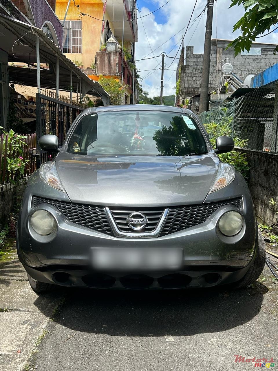 2012' Nissan Juke photo #2