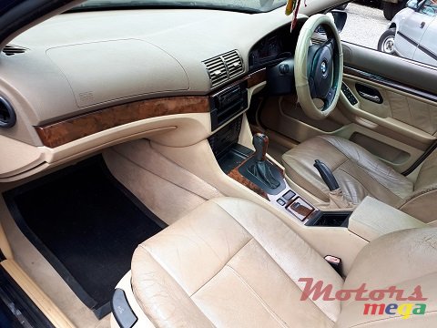 1999' BMW 520 photo #6