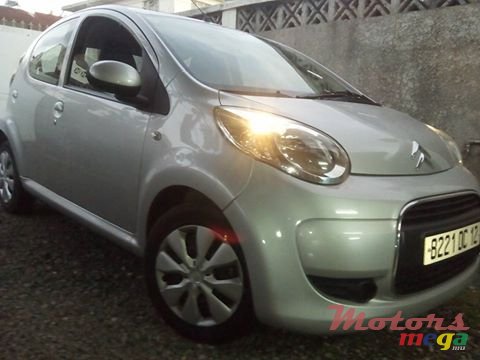 2012' Citroen C1 photo #1