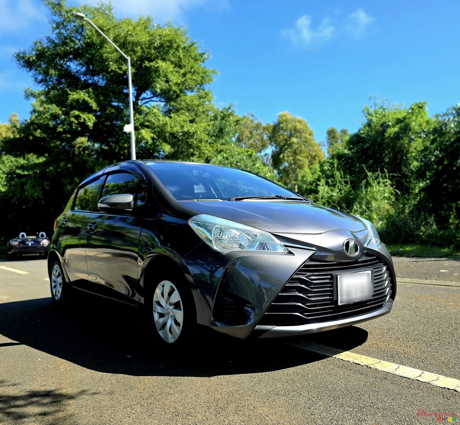 2019' Toyota Vitz photo #2
