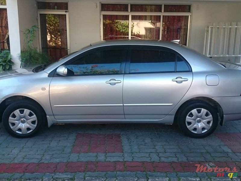 2005' Toyota Corolla NZE Grade X photo #3