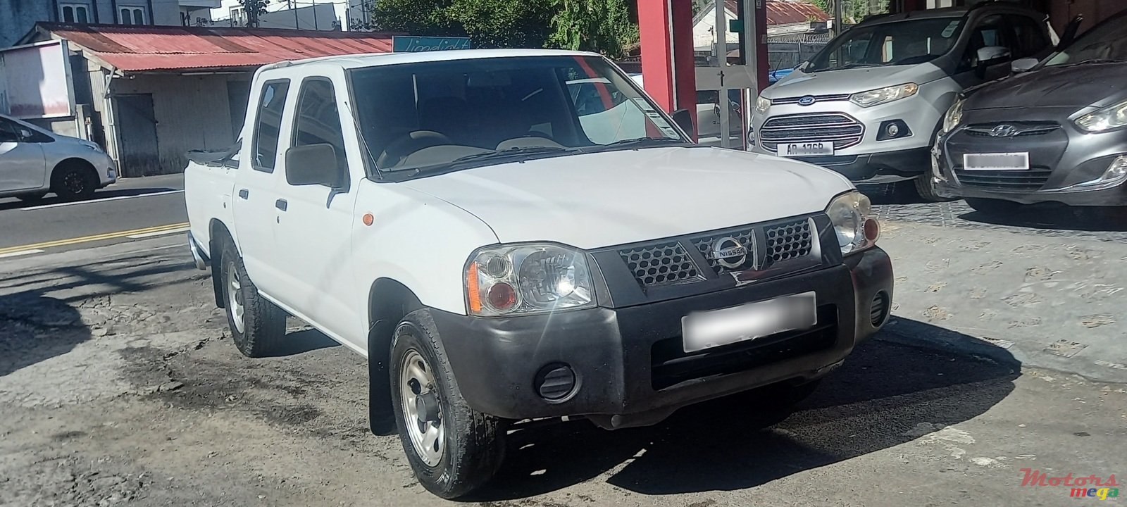 2012' Nissan Hardbody NP300 photo #1