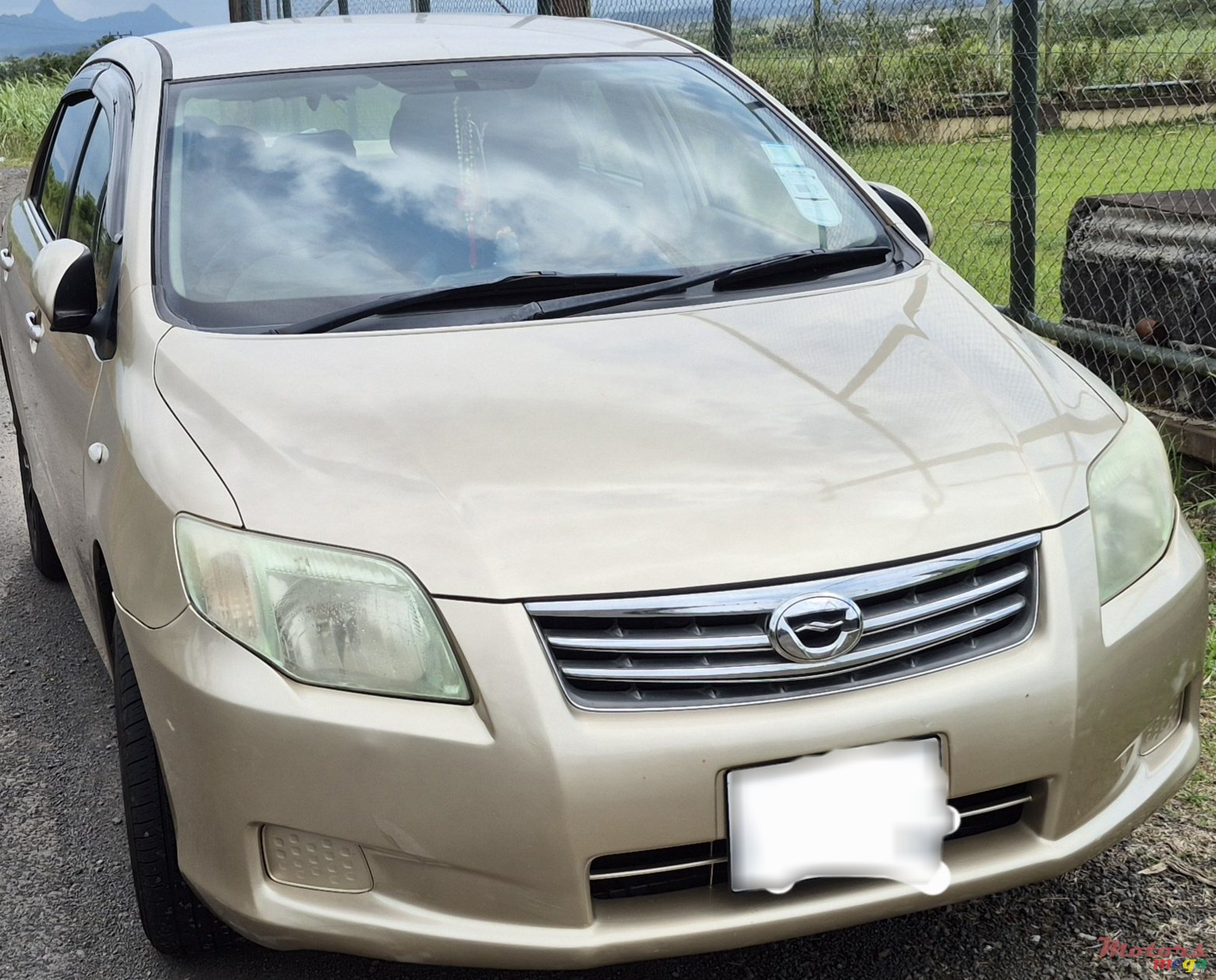 2008' Toyota Axio photo #1