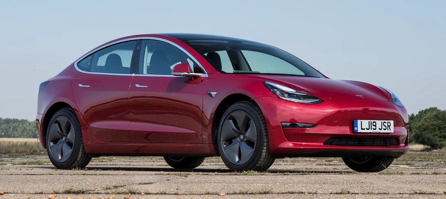 Prix, autonomie, performances : la Tesla Model 3 à 37 800 € vaut-elle vraiment le coup ?