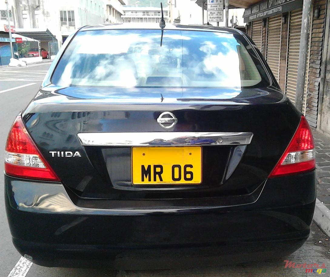 2006' Nissan Tiida photo #3