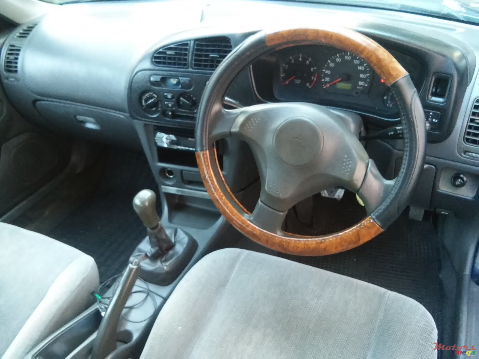 1997' Mitsubishi Lancer photo #5