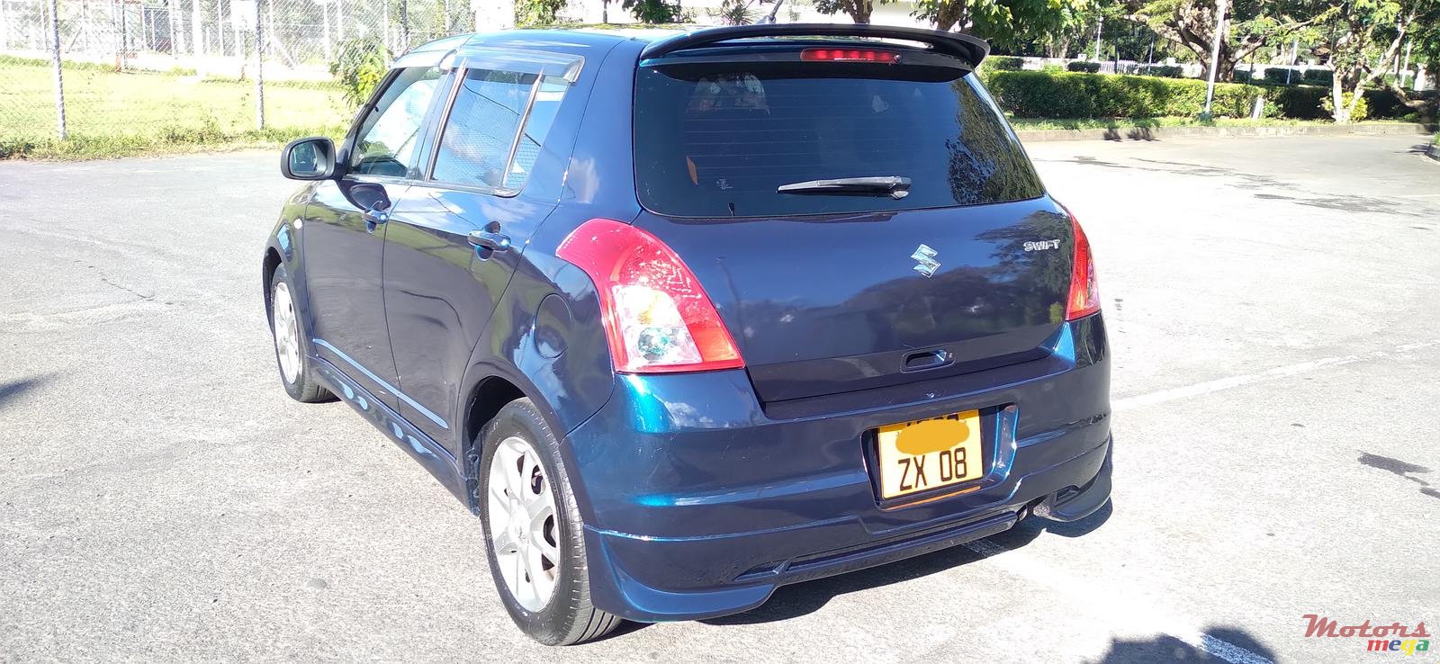2008' Suzuki Swift photo #4
