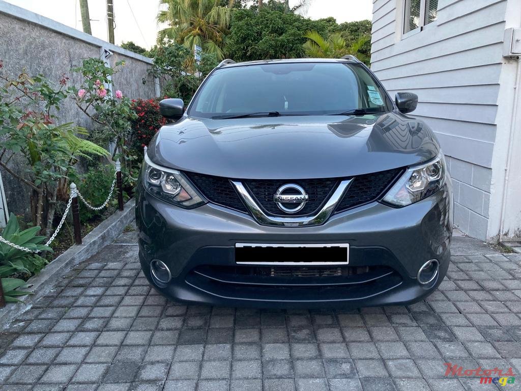 2015' Nissan Qashqai photo #2