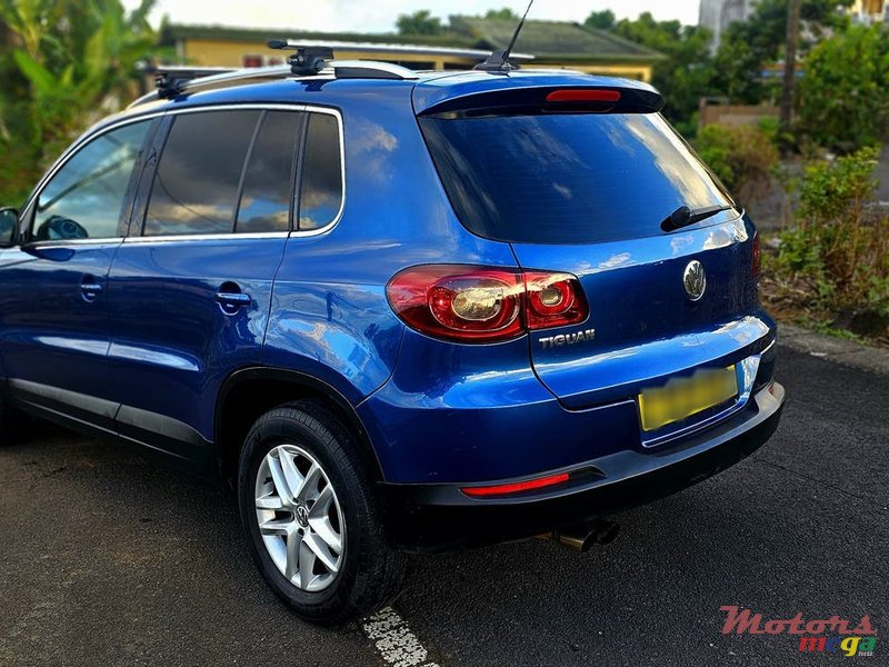 2008' Volkswagen Tiguan photo #6