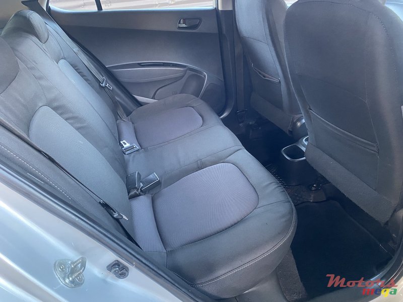2018' Hyundai i10 Grand Auto photo #7
