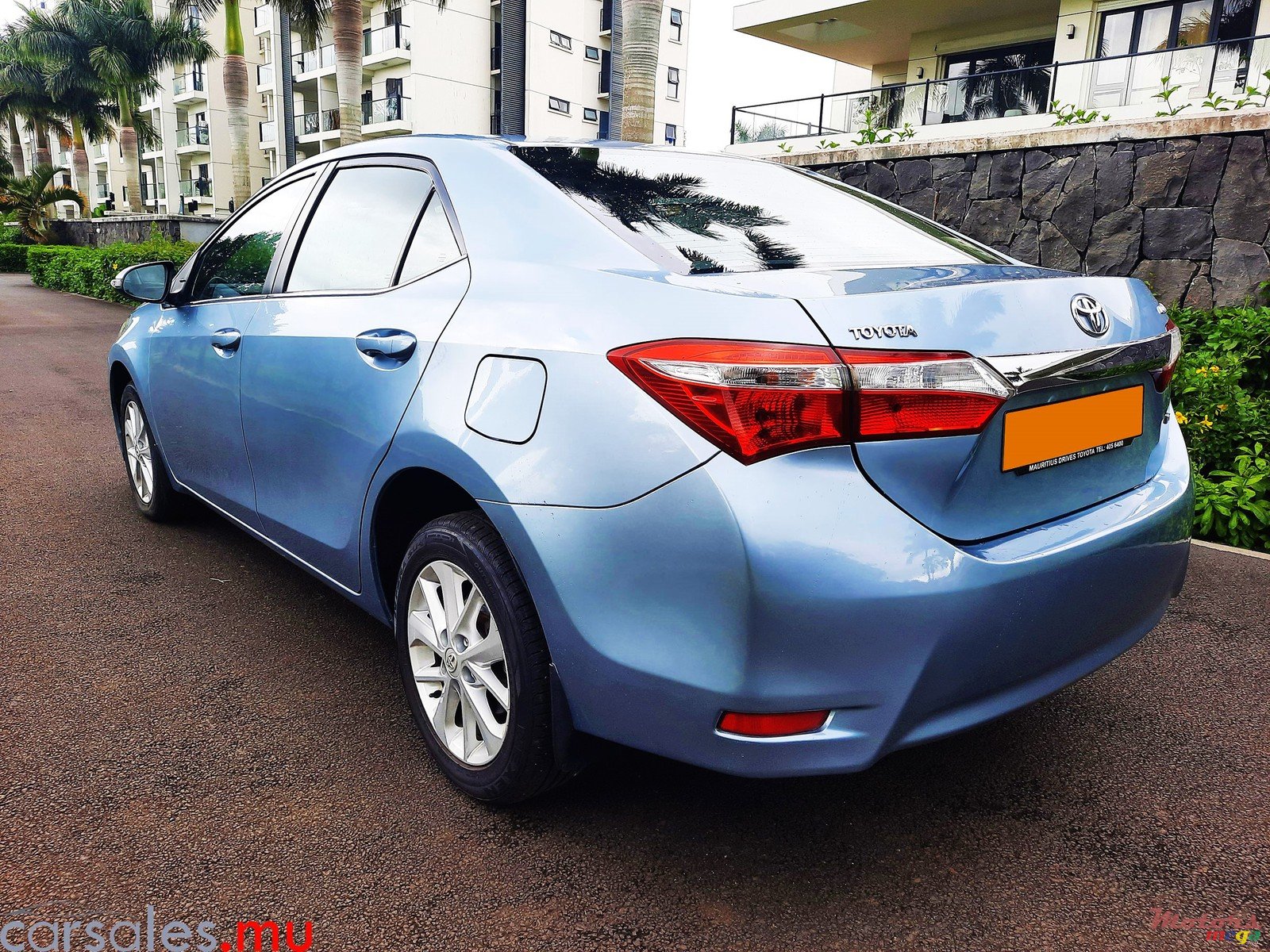 2017' Toyota Corolla 1.6 Sedan photo #3