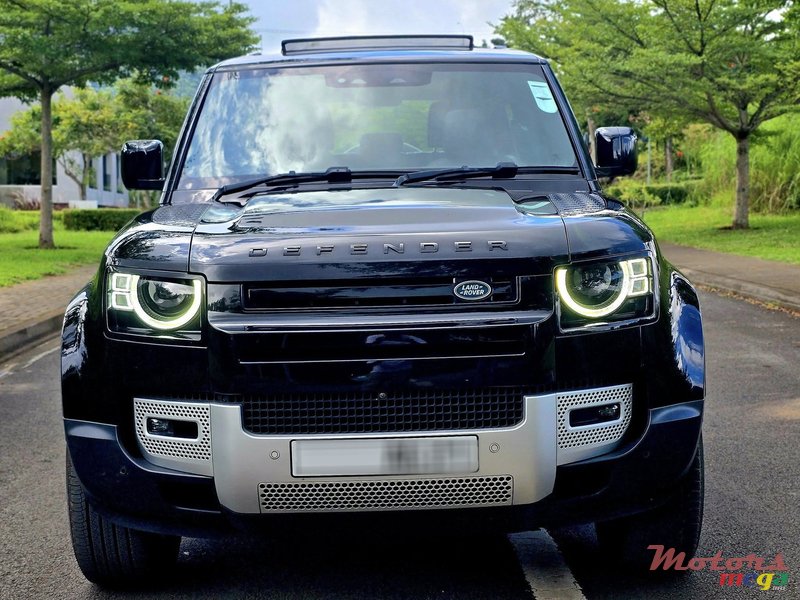 2021' Land Rover Defender photo #1