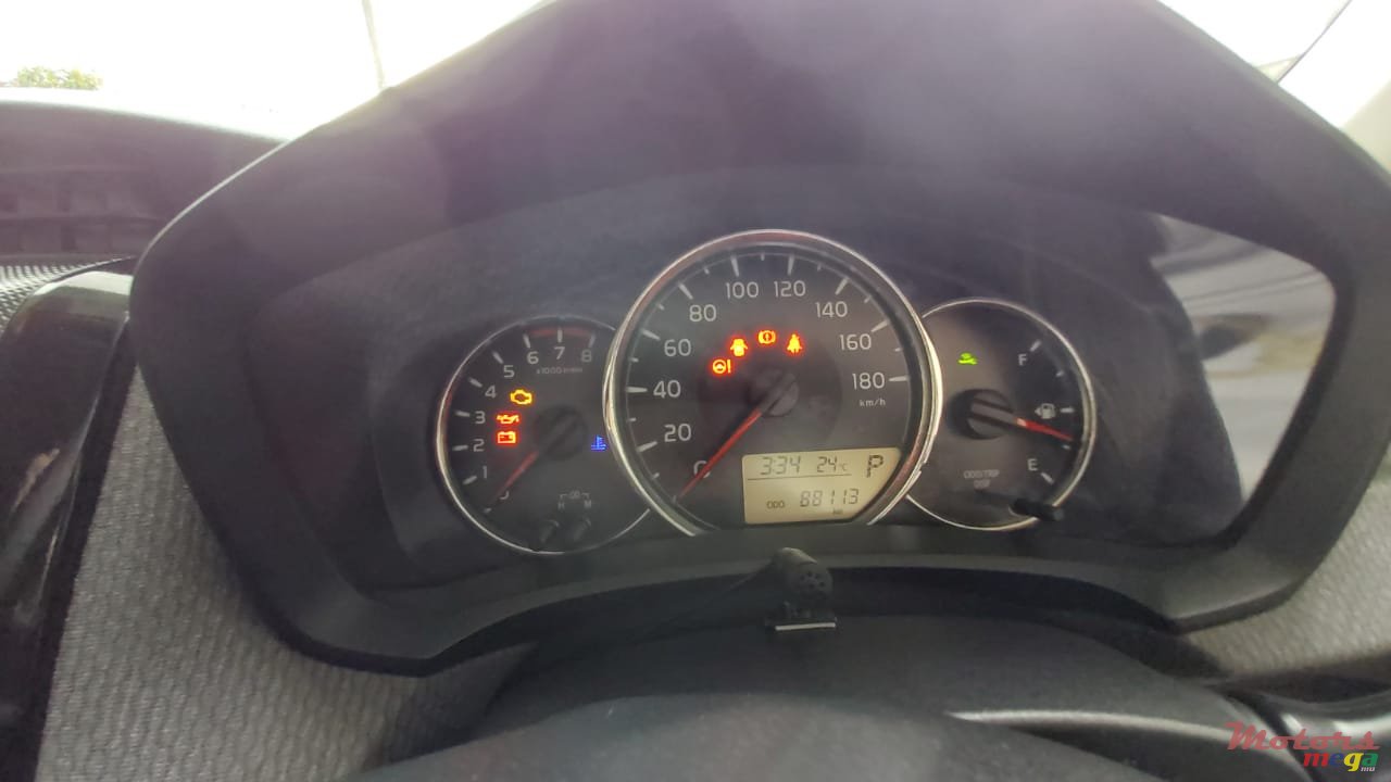 2012' Toyota photo #3